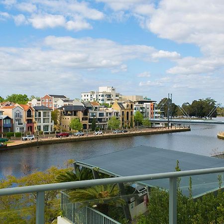 East Perth Suites Hotel 외부 사진