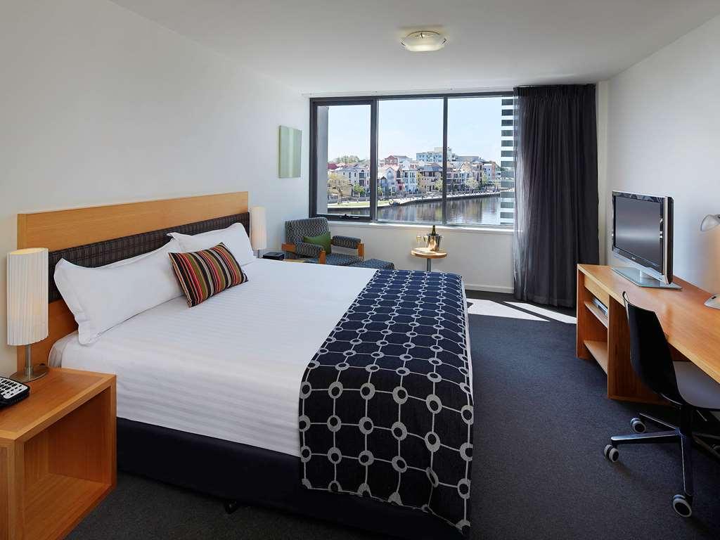 East Perth Suites Hotel 외부 사진