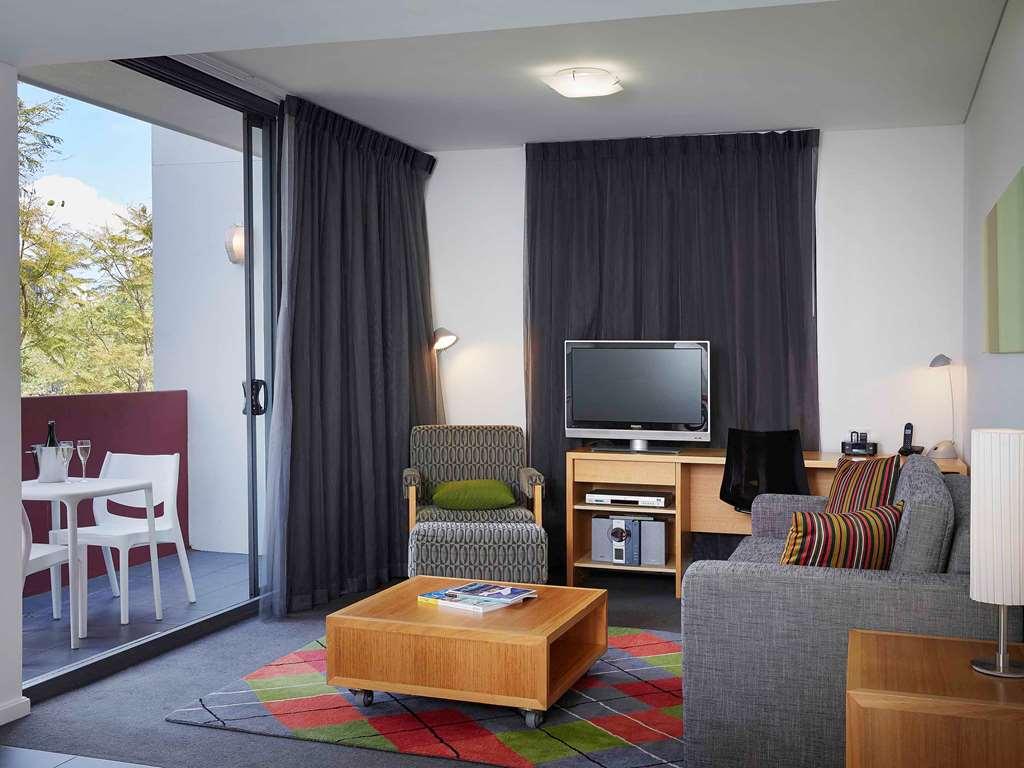 East Perth Suites Hotel 외부 사진