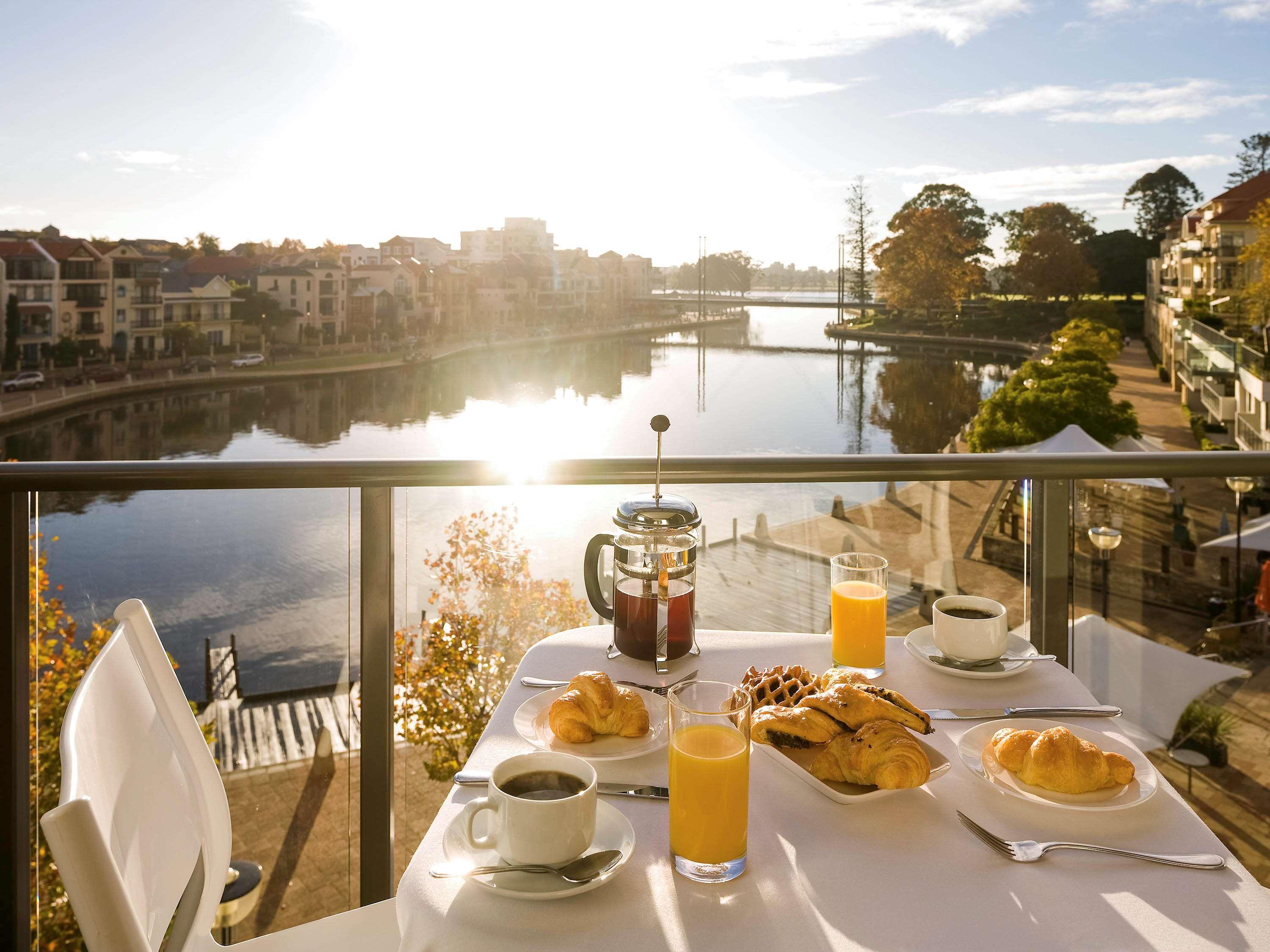 East Perth Suites Hotel 외부 사진