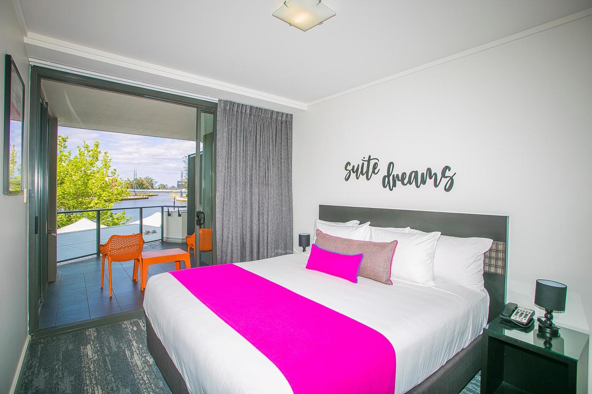 East Perth Suites Hotel 외부 사진
