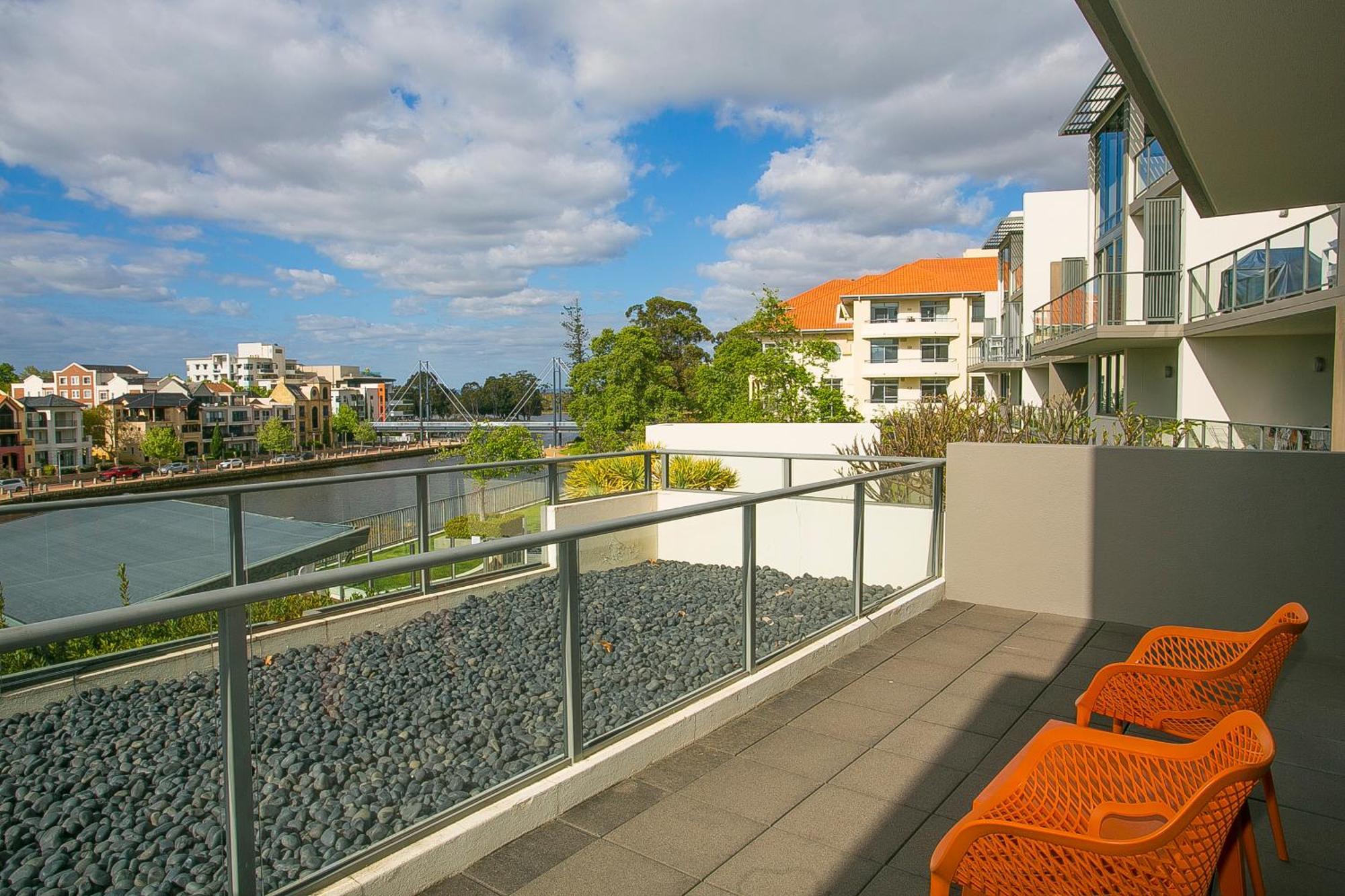 East Perth Suites Hotel 외부 사진