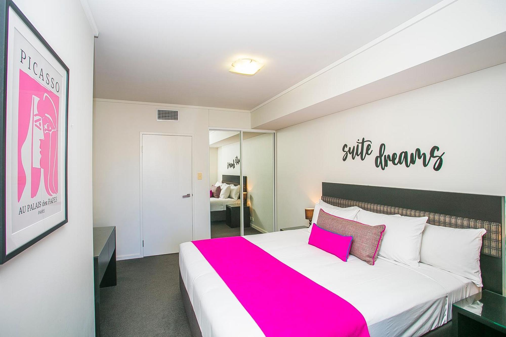 East Perth Suites Hotel 외부 사진