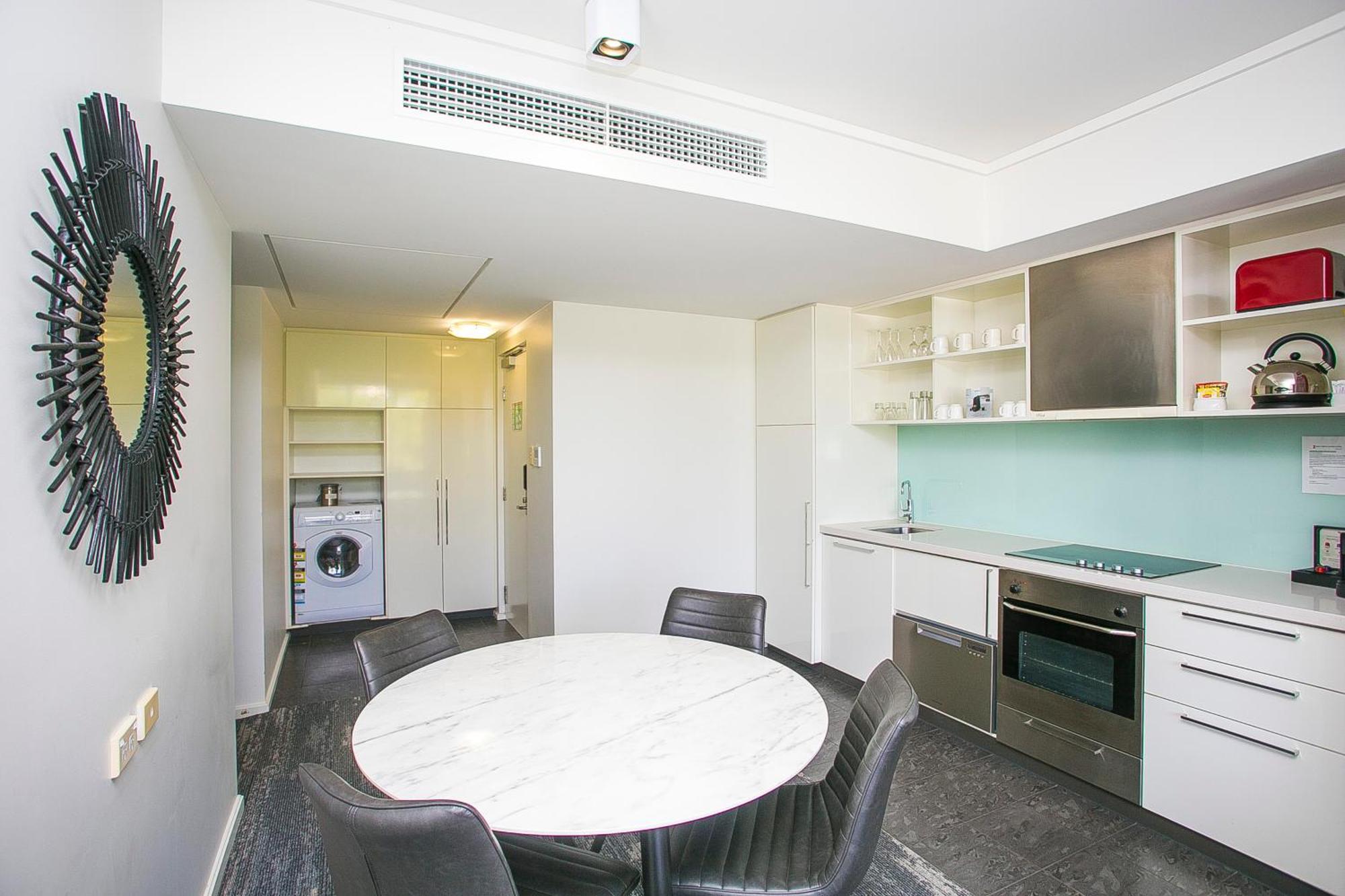 East Perth Suites Hotel 외부 사진